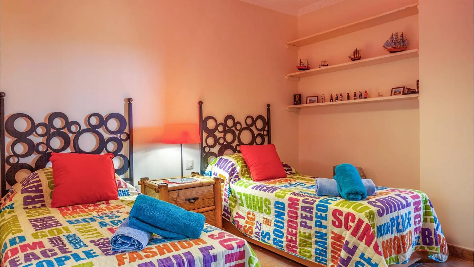 Nice Apartment In Ayamonte With Wifi 0*,